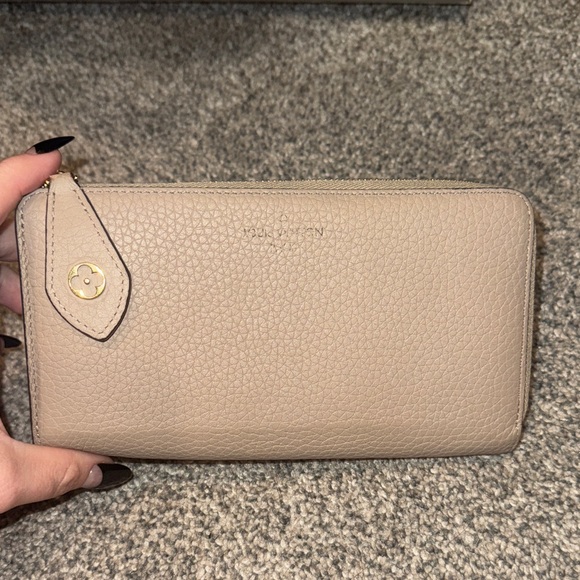 Louis Vuitton Taupe Leather Wallet - Picture 1 of 7